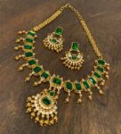 emerald savithri necklace 2